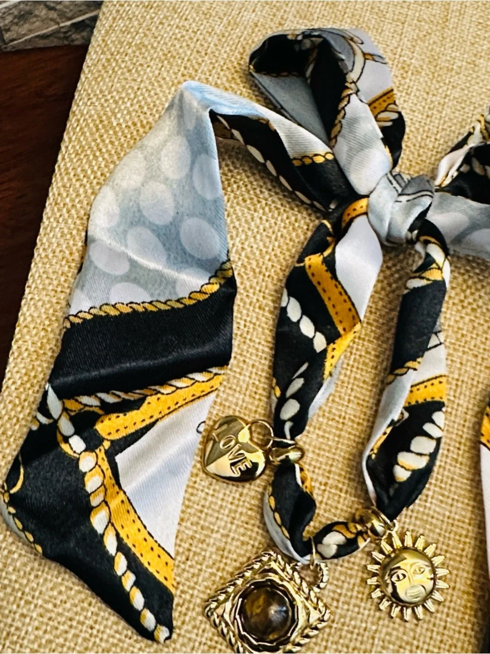 Fashion Jewelry silky scarf